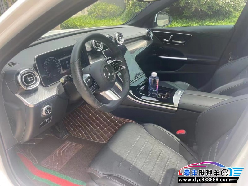 22年奔驰C轿车抵押车出售