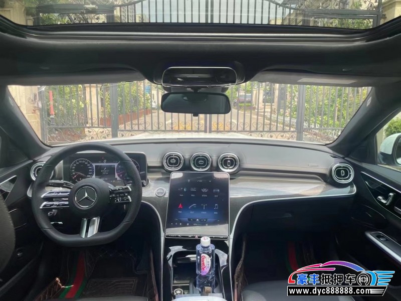 22年奔驰C轿车抵押车出售