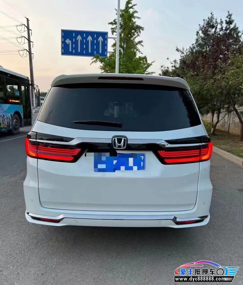 22年本田艾力绅轿车抵押车出售