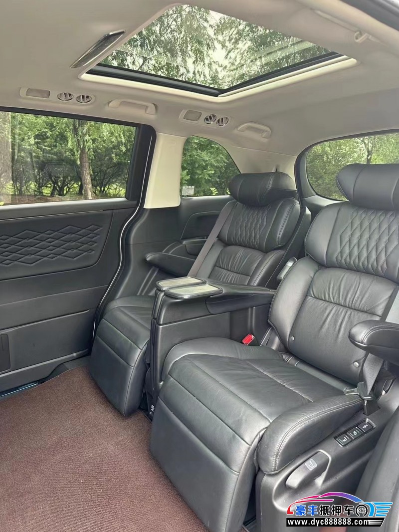 22年本田艾力绅轿车抵押车出售