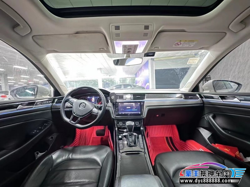 18年大众辉昂轿车抵押车出售