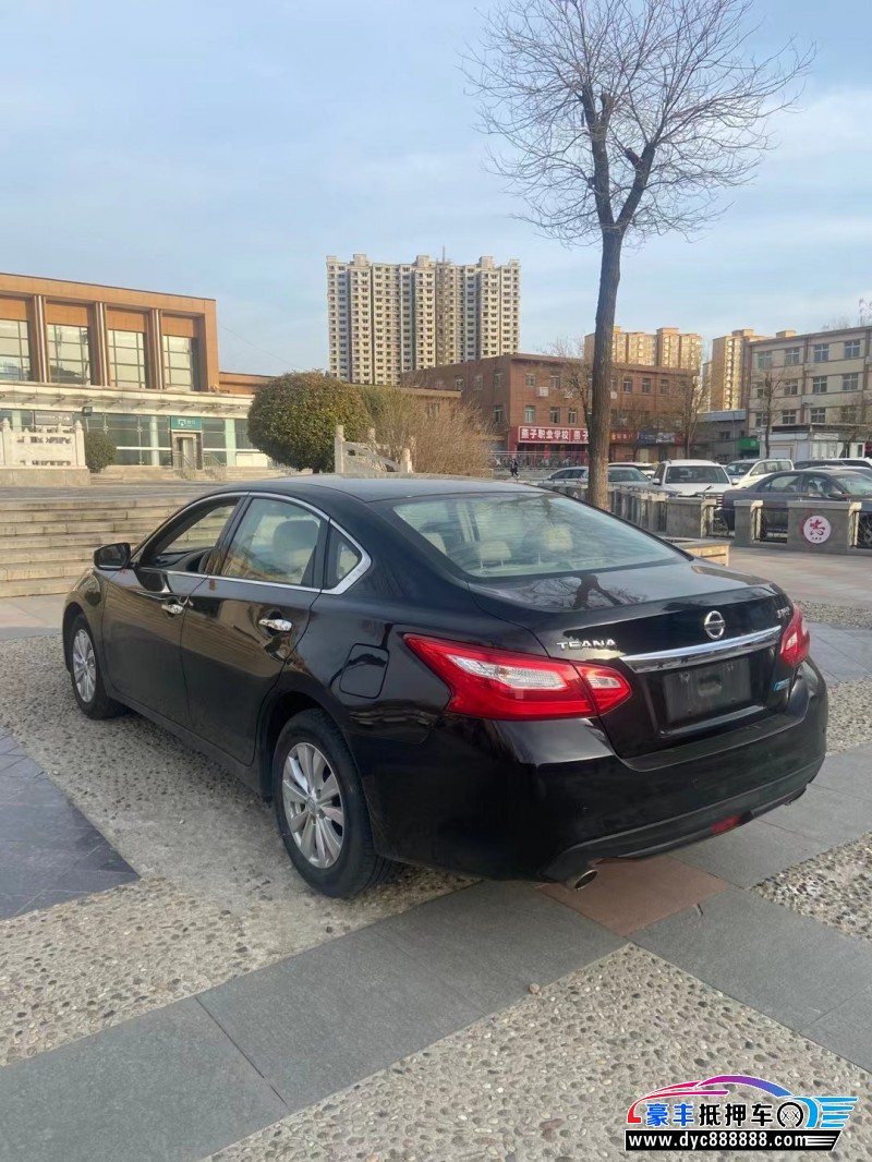 17年日产颐达轿车抵押车出售
