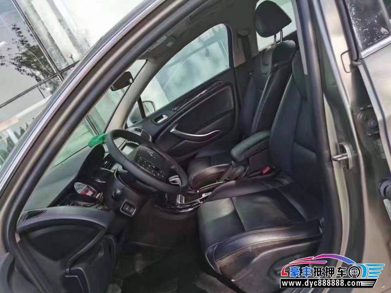 14年雪铁龙C5轿车抵押车出售