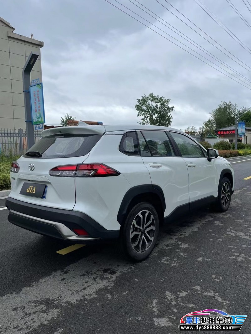 23年丰田锋兰达轿车抵押车出售