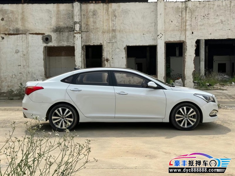 17年现代名图轿车抵押车出售