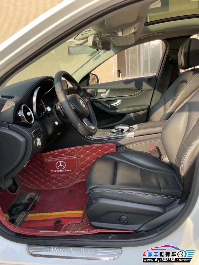 18年奔驰C轿车抵押车出售