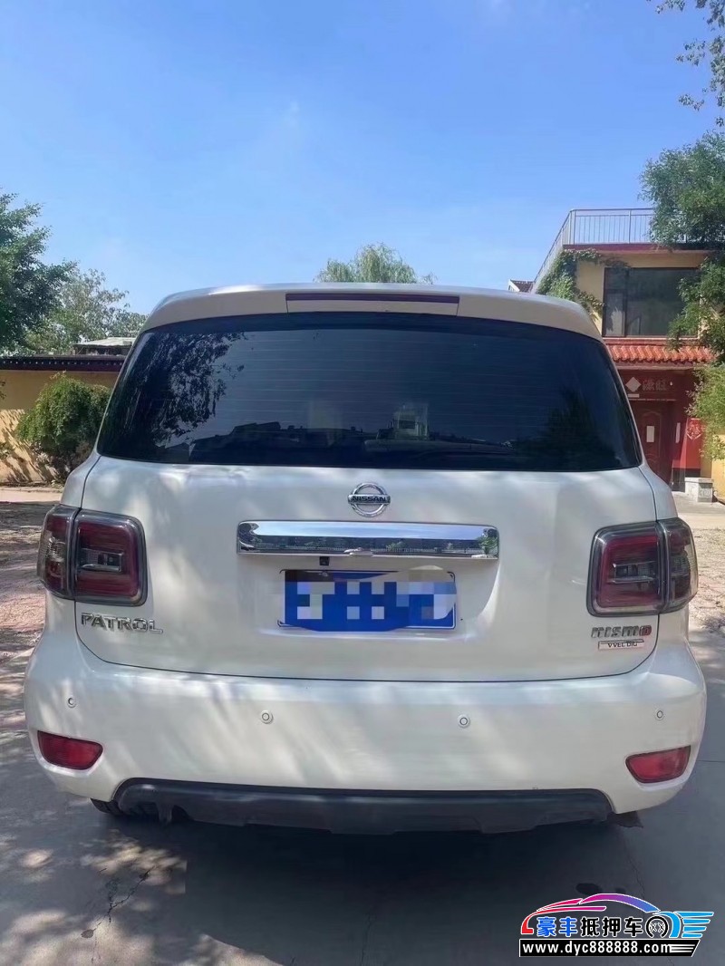 17年日产途乐轿车抵押车出售