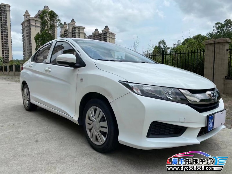 18年本田锋范轿车抵押车出售