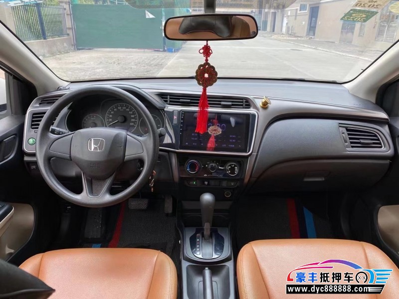 18年本田锋范轿车抵押车出售