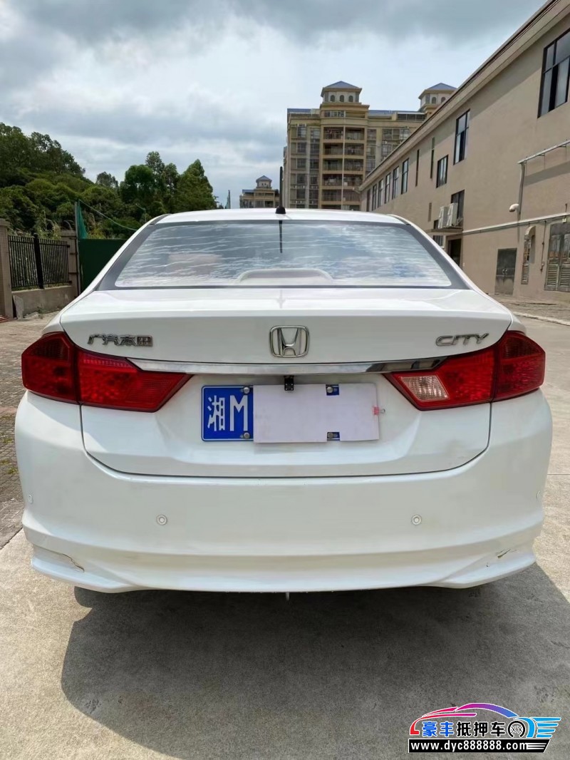 18年本田锋范轿车抵押车出售