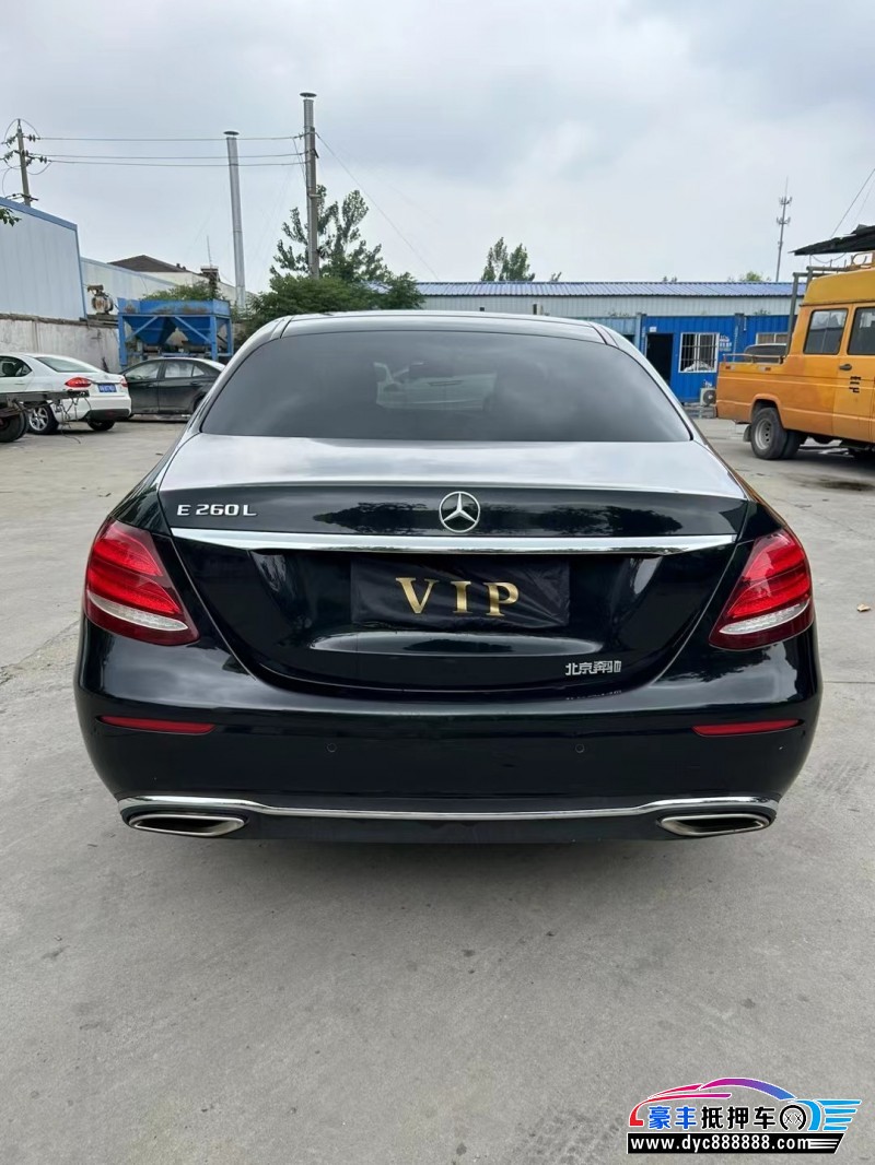 20年奔驰E轿车抵押车出售