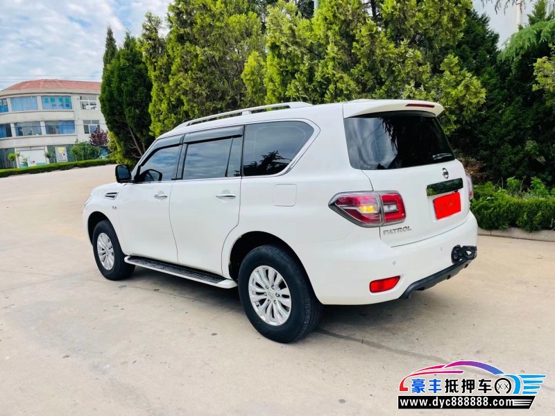 17年日产途乐轿车抵押车出售