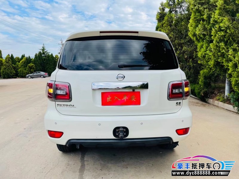 17年日产途乐轿车抵押车出售