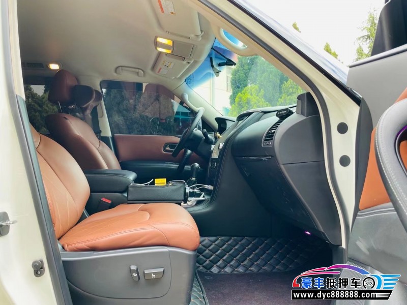 17年日产途乐轿车抵押车出售