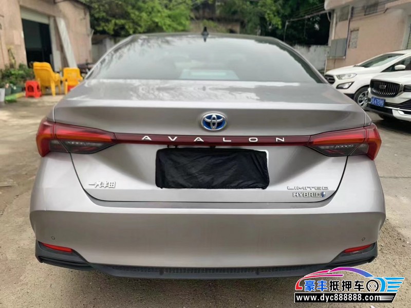 19年丰田亚洲龙轿车抵押车出售