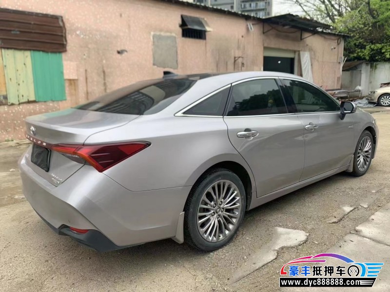 19年丰田亚洲龙轿车抵押车出售