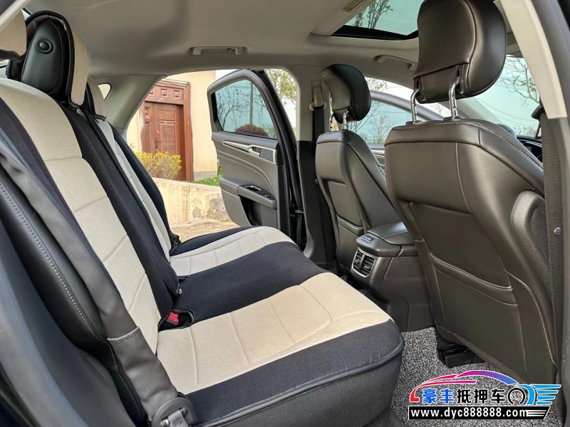 13年福特蒙迪欧轿车抵押车出售