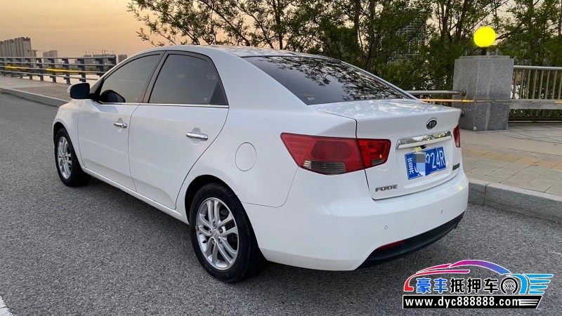 11年起亚福瑞迪轿车抵押车出售