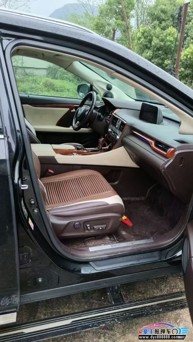 19年雷克萨斯RX轿车抵押车出售