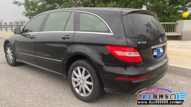 12年奔驰R级轿车抵押车出售