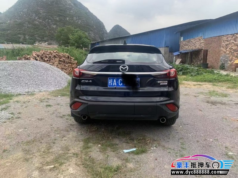 17年马自达CX-4轿车抵押车出售