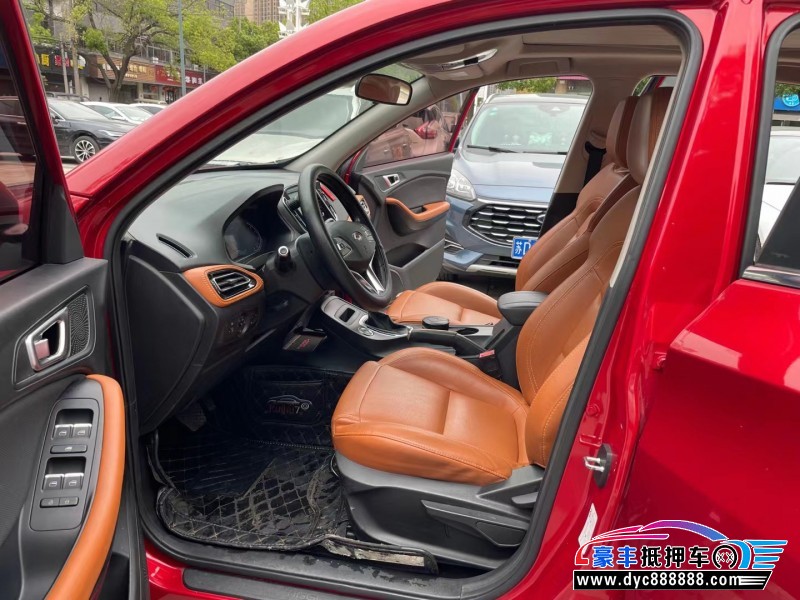 17年奇瑞瑞虎7轿车抵押车出售