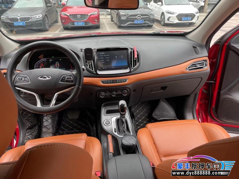 17年奇瑞瑞虎7轿车抵押车出售