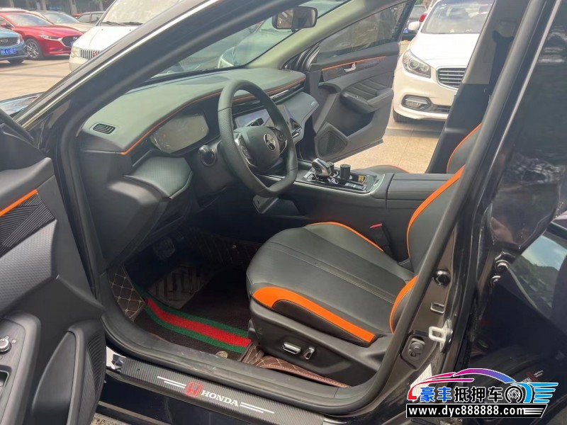 23年东风风神奕炫轿车抵押车出售