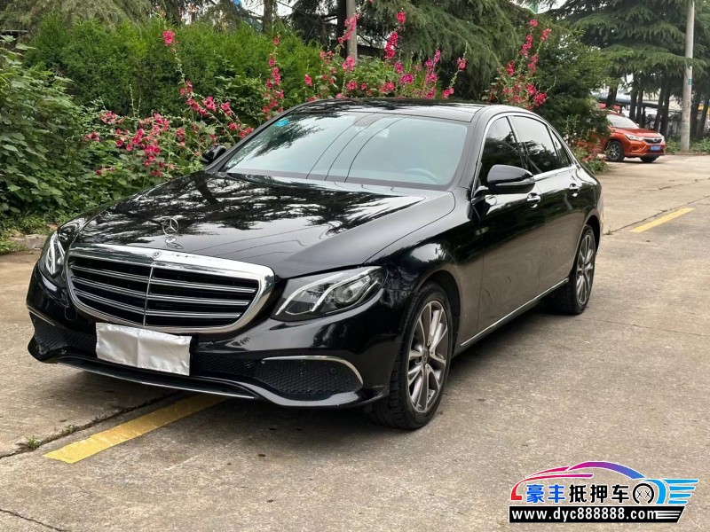 18年奔驰E轿车抵押车出售