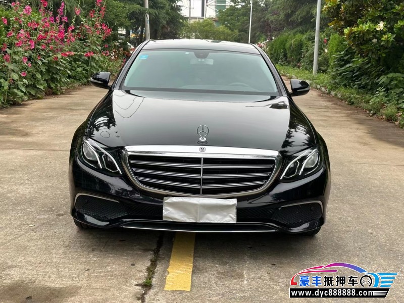 18年奔驰E轿车抵押车出售