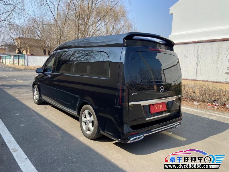 17年奔驰威霆MPV抵押车出售