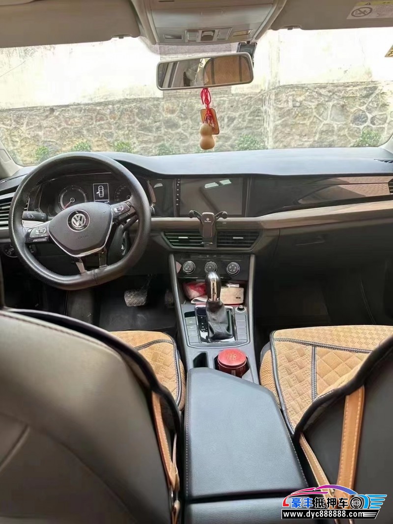 21年大众宝来轿车抵押车出售