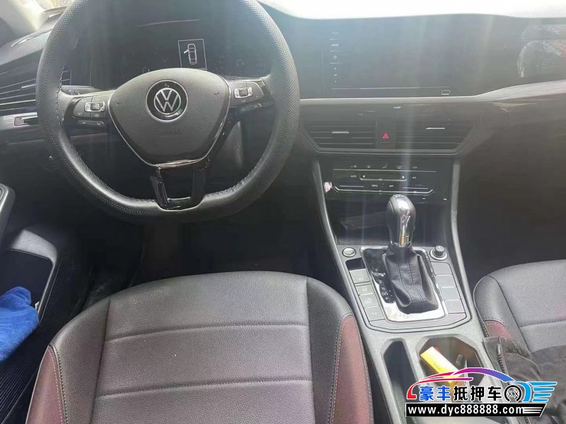 22年大众宝来轿车抵押车出售