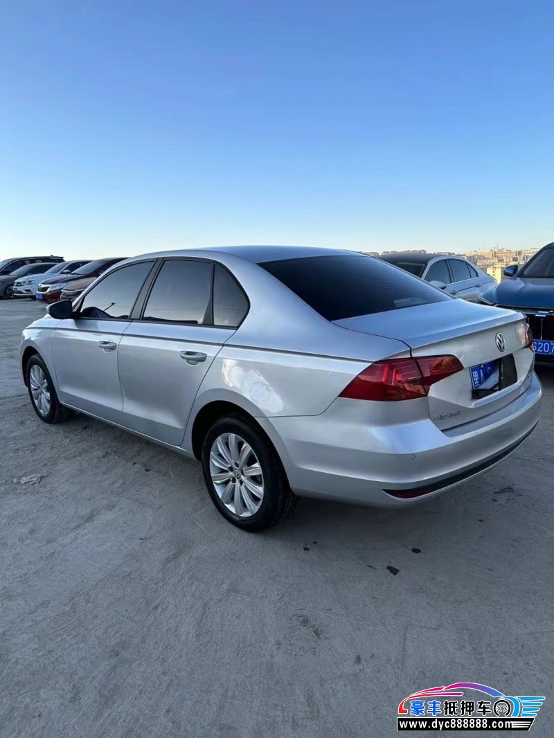 20年大众宝来轿车抵押车出售