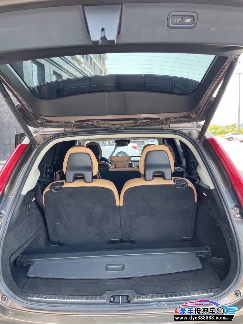 16年沃尔沃XC90轿车抵押车出售