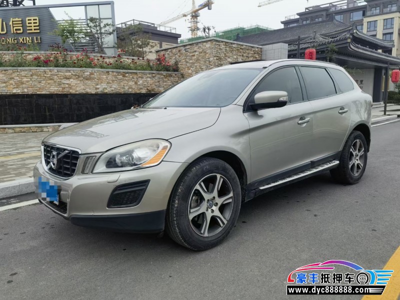 12年沃尔沃XC60轿车抵押车出售