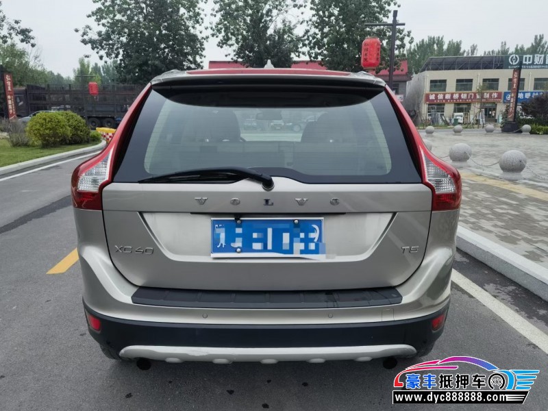 12年沃尔沃XC60轿车抵押车出售