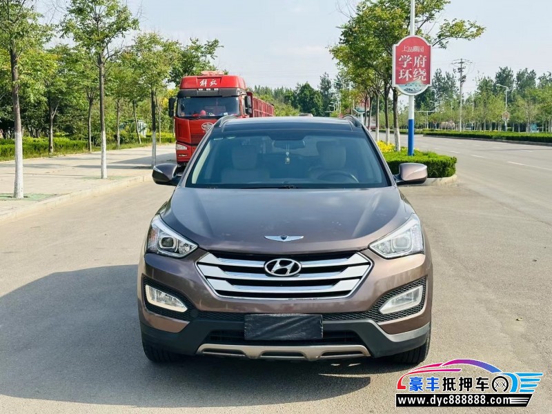 14年现代格锐轿车抵押车出售