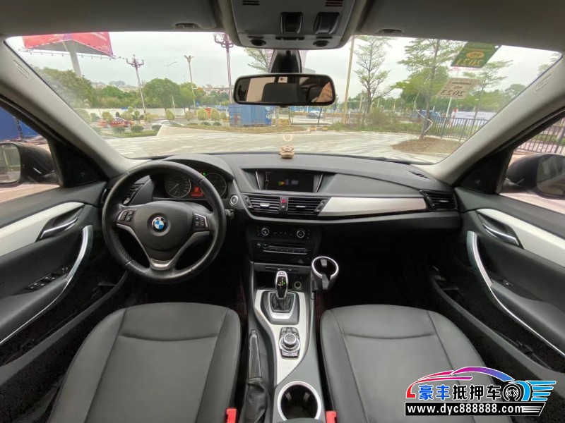 15年宝马X1轿车抵押车出售