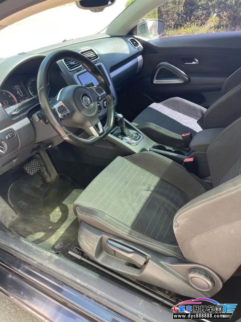 10年大众尚酷轿车抵押车出售