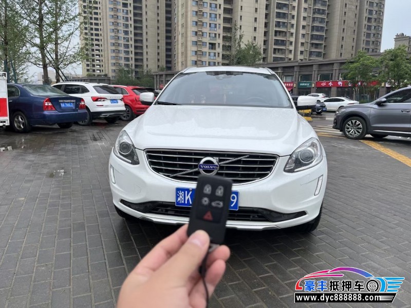 17年沃尔沃XC60轿车抵押车出售