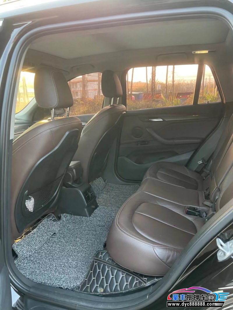 18年宝马X1轿车抵押车出售