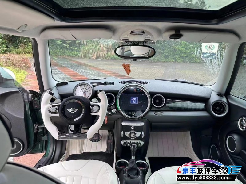 09年宝马MINI轿车抵押车出售