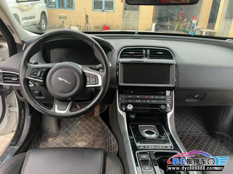 18年捷豹XFL轿车抵押车出售