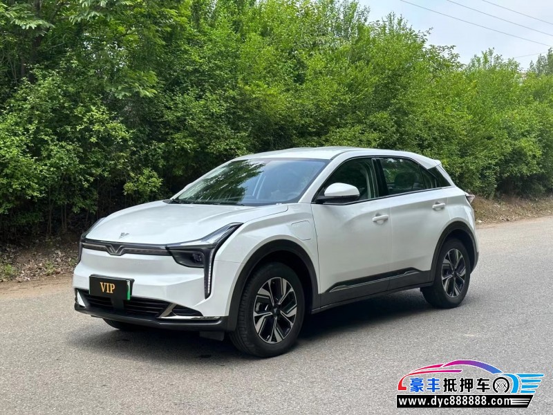 23年哪吒u-ll400轿车抵押车出售