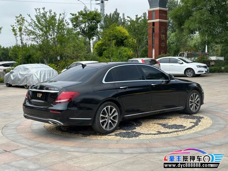 18年奔驰E轿车抵押车出售