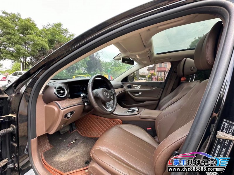 18年奔驰E轿车抵押车出售