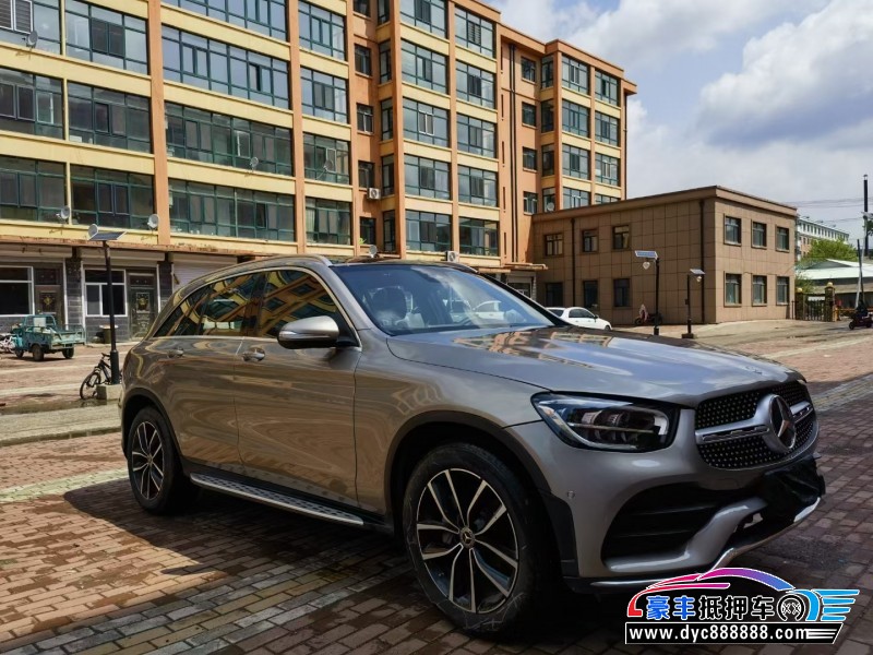 20年奔驰GLC轿车抵押车出售