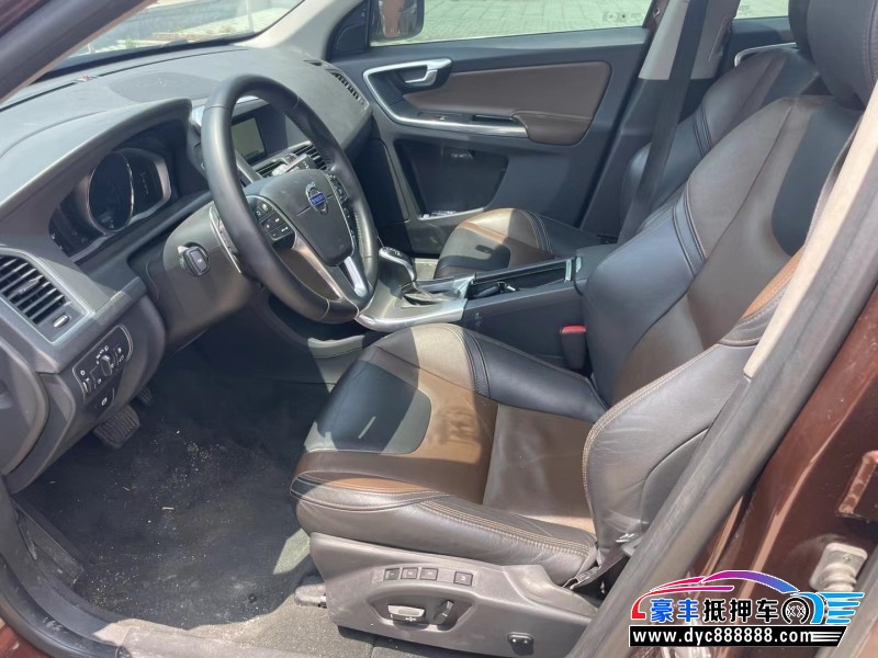 15年沃尔沃XC60轿车抵押车出售