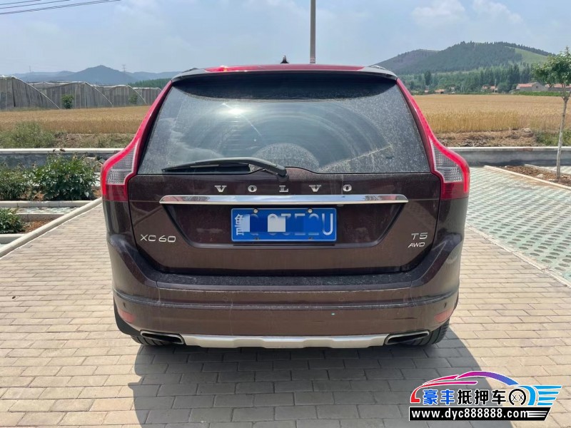 15年沃尔沃XC60轿车抵押车出售